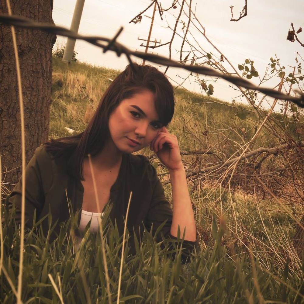 Meet your Posher, Makayla